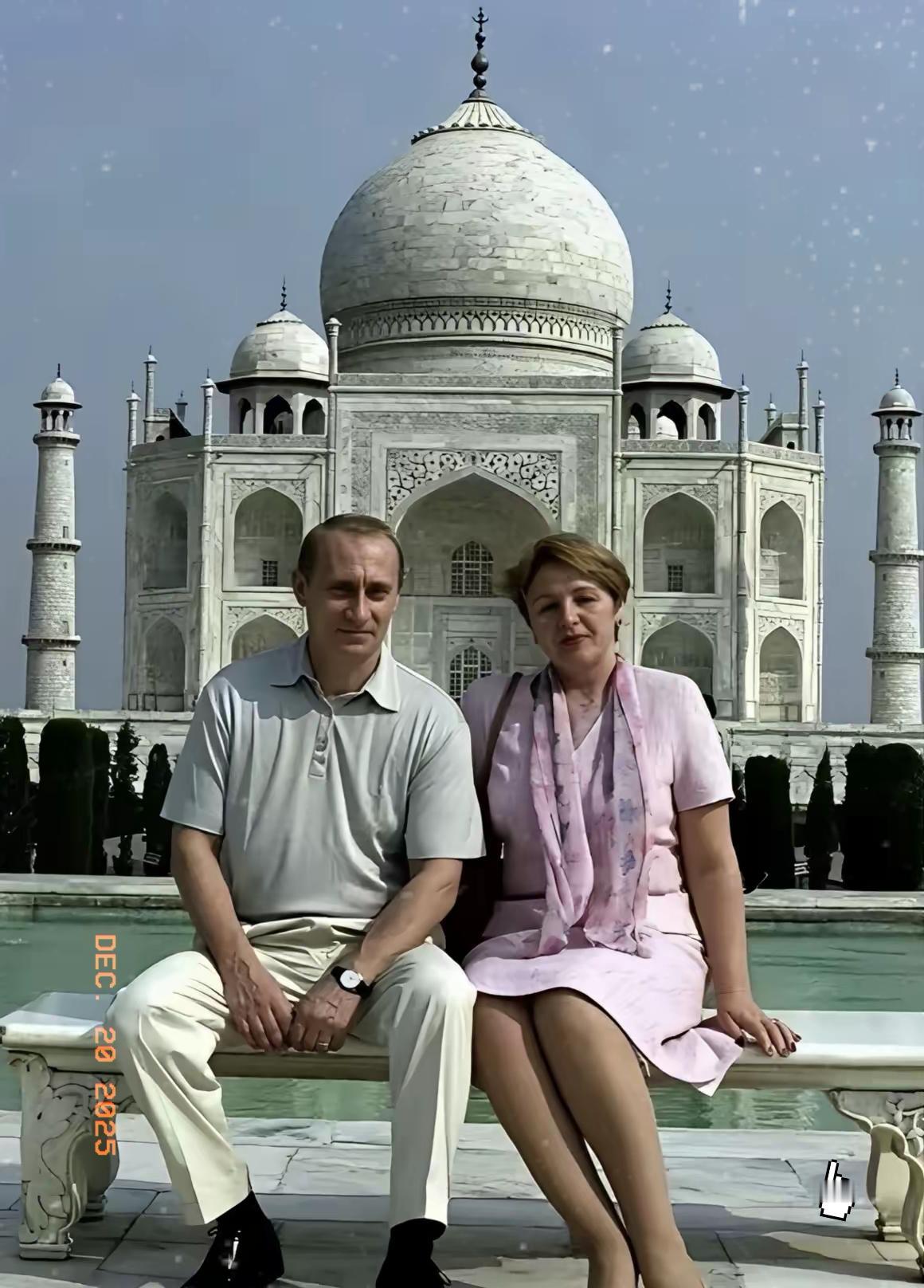 快讯！快讯！
70多岁的俄总统，在近几日的记者会上，首次公开承认自己有爱人。
他