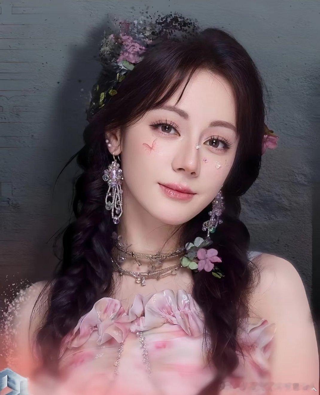 迪丽热巴迪丽热巴真正有含金量的大满贯迪丽热巴时尚圈圆满收官，五大女刊正刊全满贯，