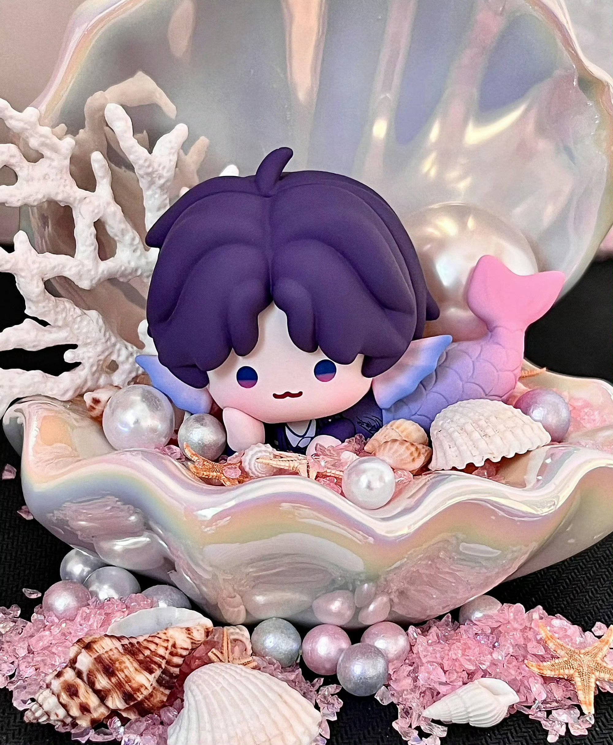祁煜鱼翅包饭是祁煜生贺组围绕角色祁煜所设计的一款二次创作形象。该形象于2025年