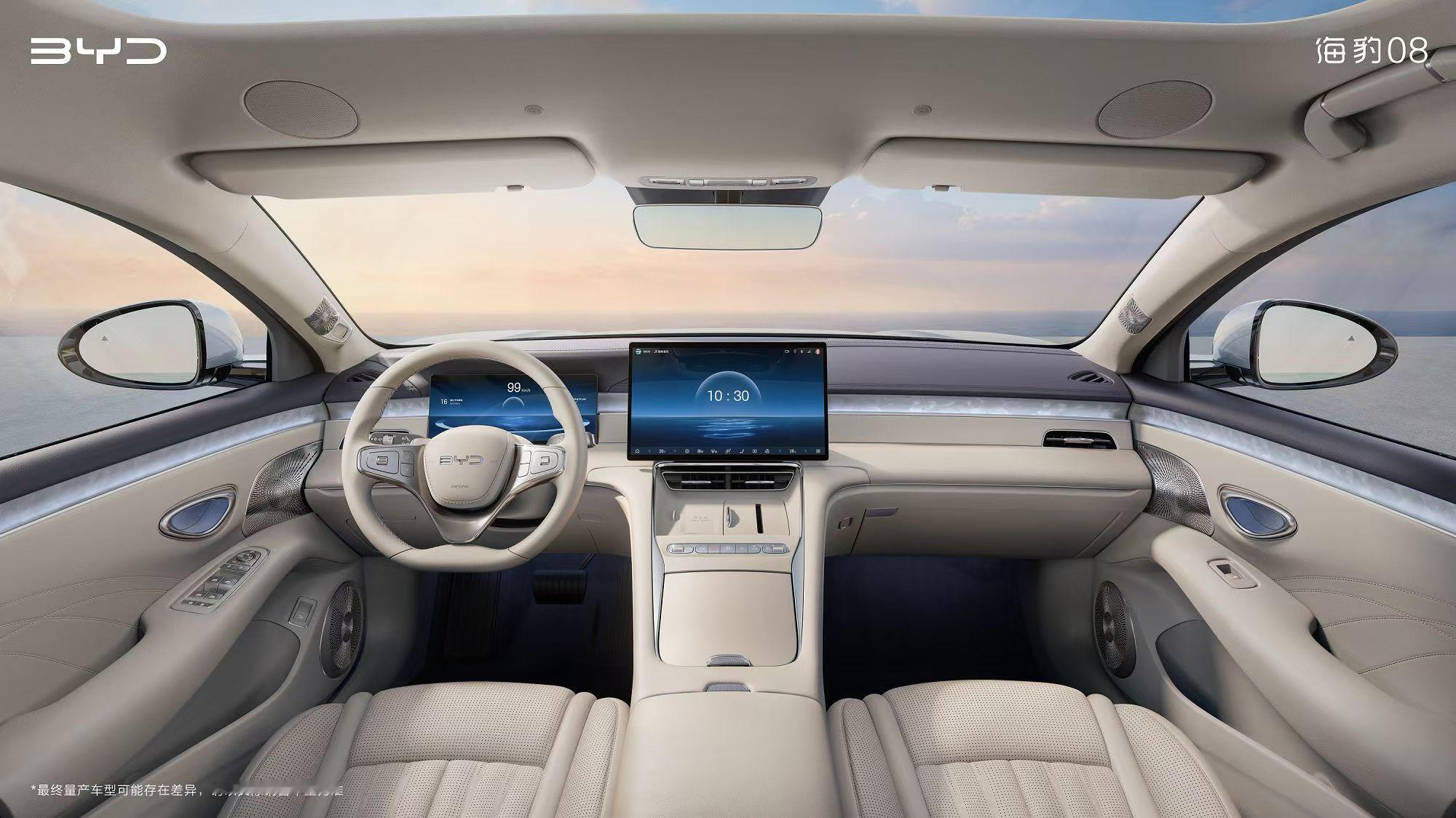 挡上车标，你还能认出这是哪台车吗？内饰质感高级，设计简约不繁杂低饱和度配色，坐进