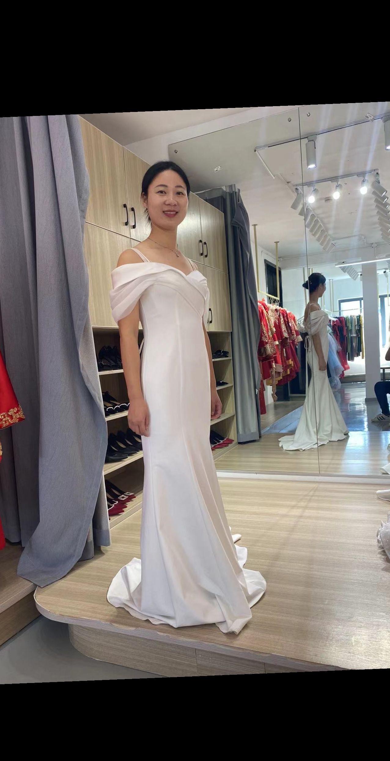 我的先生啊，我想问你一下，嫁给你我何罪之有，让你这样的不珍惜我，伤害我...