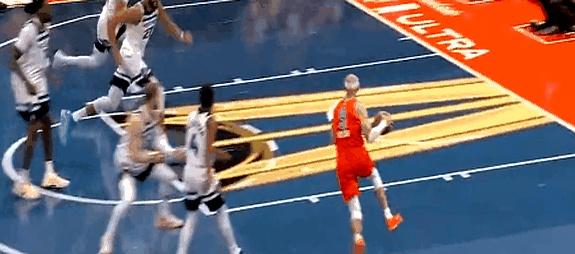 杨瀚森打球太“温吞”？看看戈贝尔这狠操作，网友直接吵翻了！
 

最近戈贝尔追防