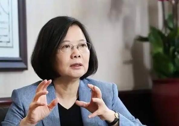 蔡英文窜访日本，日方要求撤回制裁，中国怒了，我部长取消访日。精准踩雷，蔡英文公然