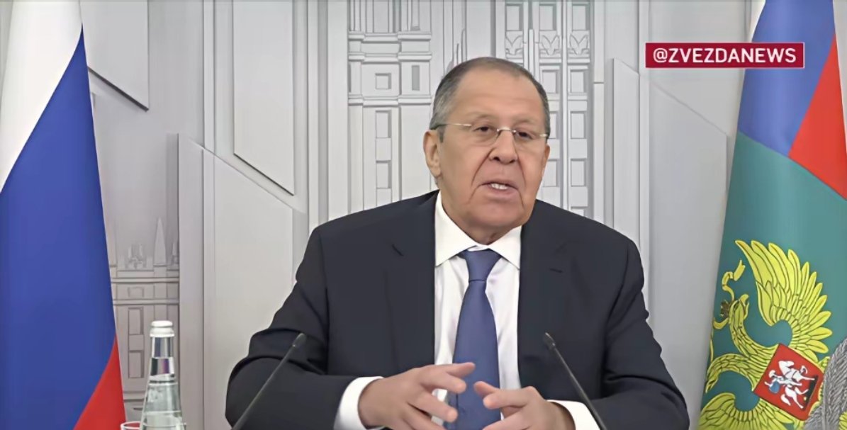 拉夫罗夫：我们并非单纯在保护伊朗，我们首先捍卫的是国际法。 