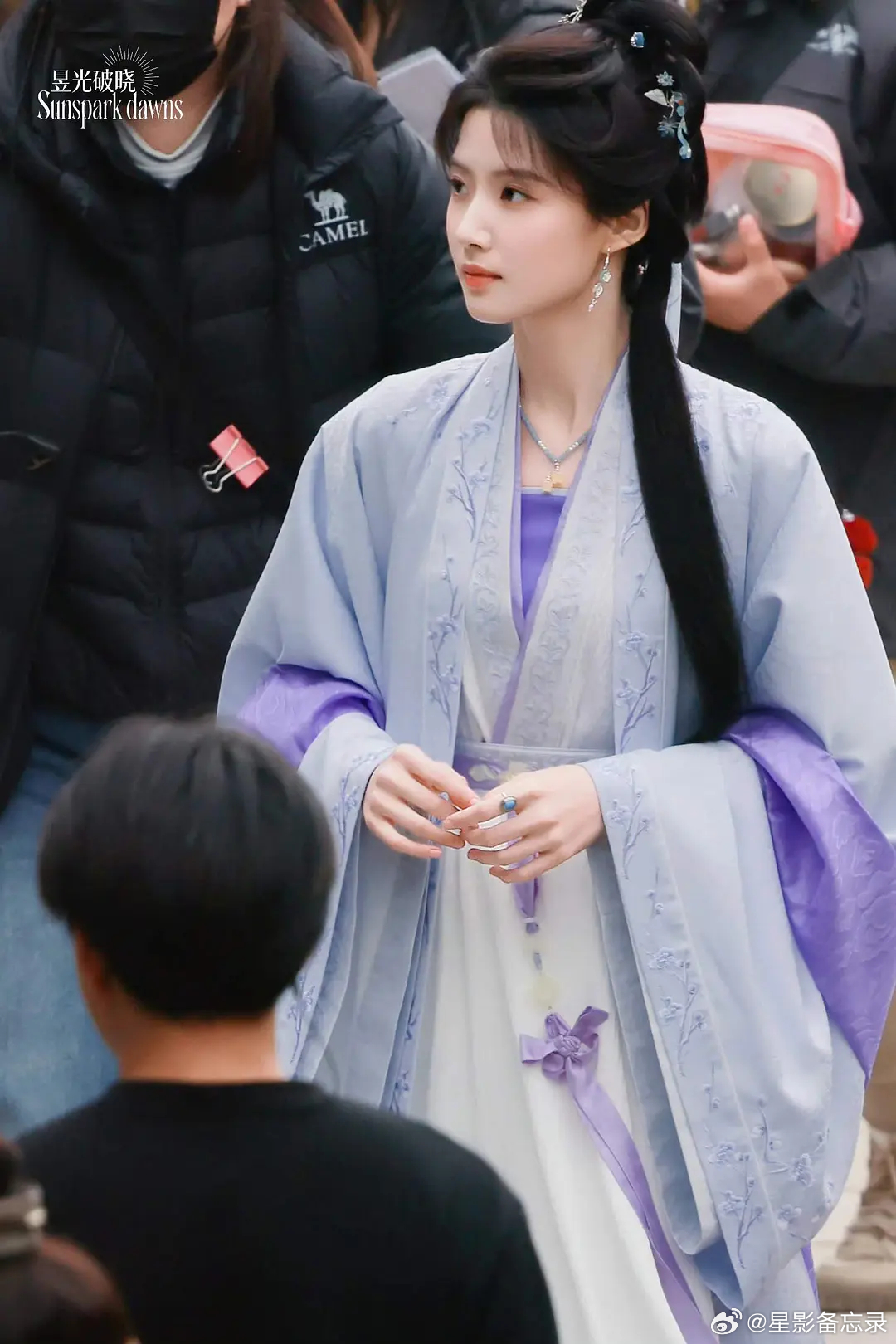 两个邻家妹妹，你喜欢谁？卢昱晓和李兰迪太美了 