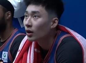 北控窝囊险些成就四川队，他成为四川最大希望，最后一球争议不小

四川主场79:8