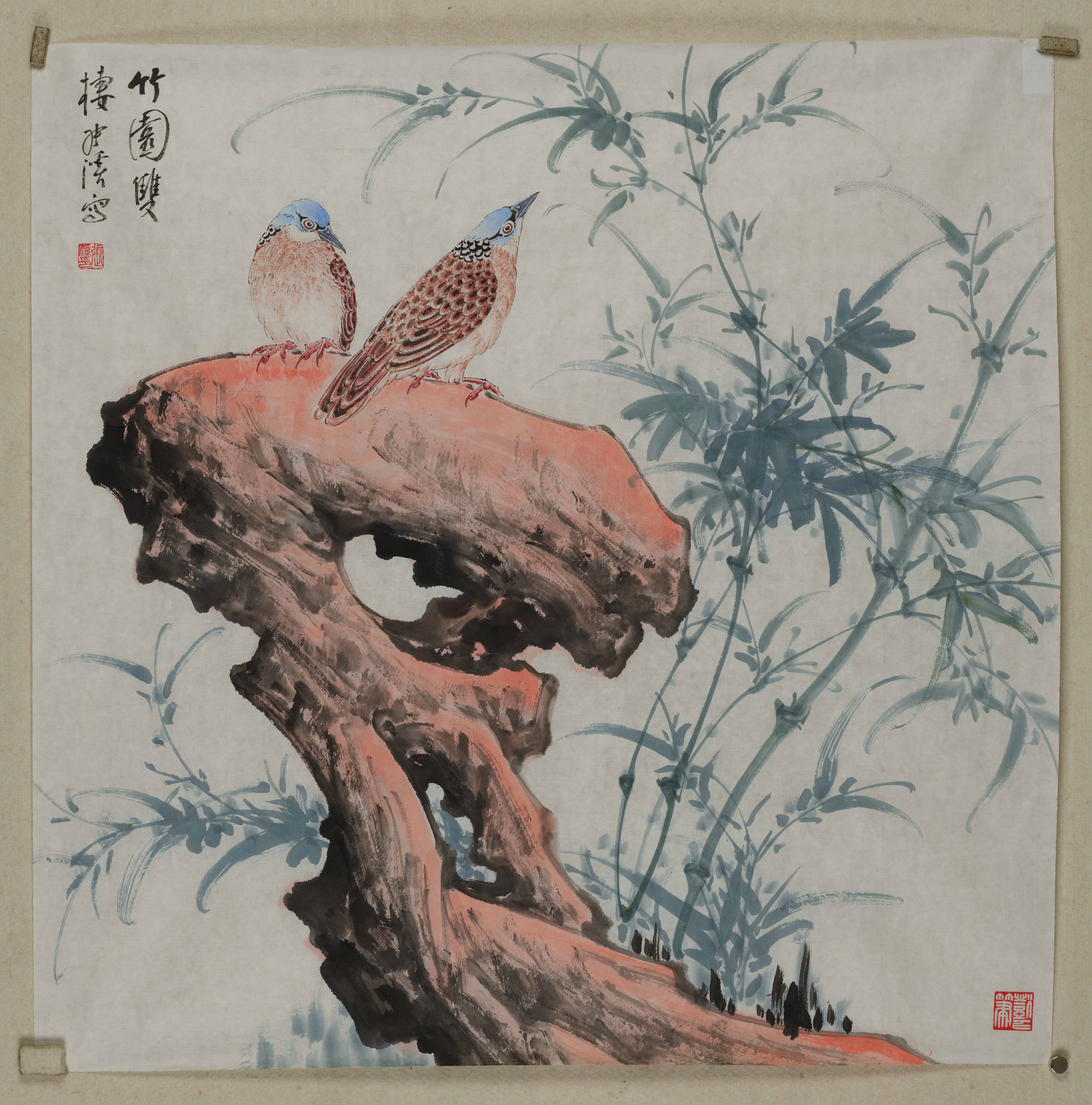 《竹石雅韵·文人情怀》这幅画是文人画的典型：竹以淡墨写骨，疏密有致；石以赭墨塑形