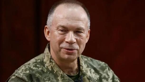 乌克兰武装部队总司令西尔斯基直言：“乌军已然做好失去美国援助的准备，倘若外交谈判