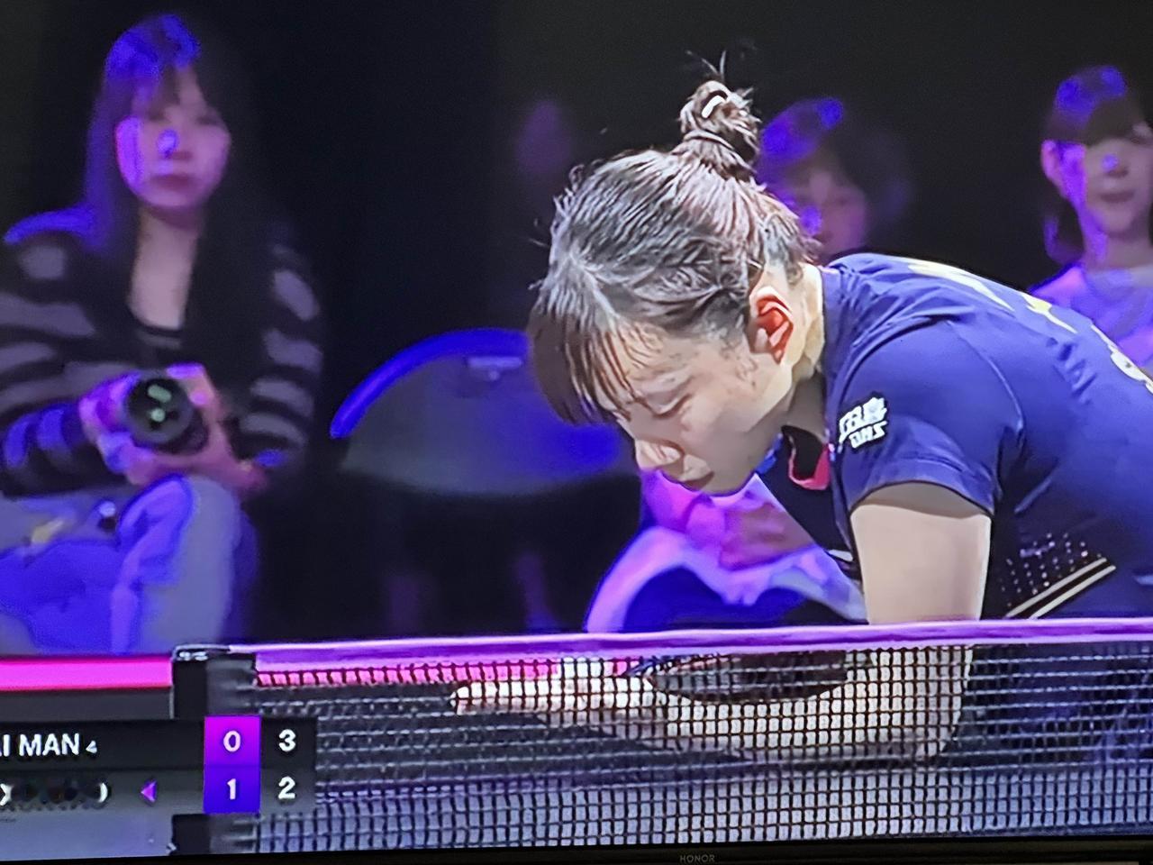 8月10日上午11:49。WTT横滨站冠军赛女子单打四分之一决赛，对阵双方都是中