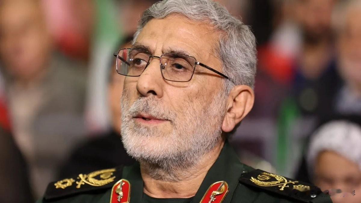 伊朗最高幕僚长在战争爆发后首次于巴格达公开露面。

伊朗伊斯兰革命卫队圣城旅指挥