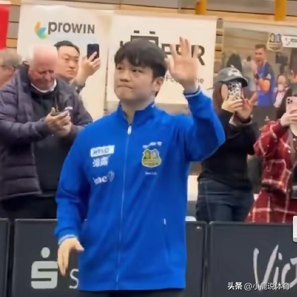 一己全胜全队输球，
樊振东为啥看哭全场人？
 
樊振东上场两场全程碾压，一局劣势