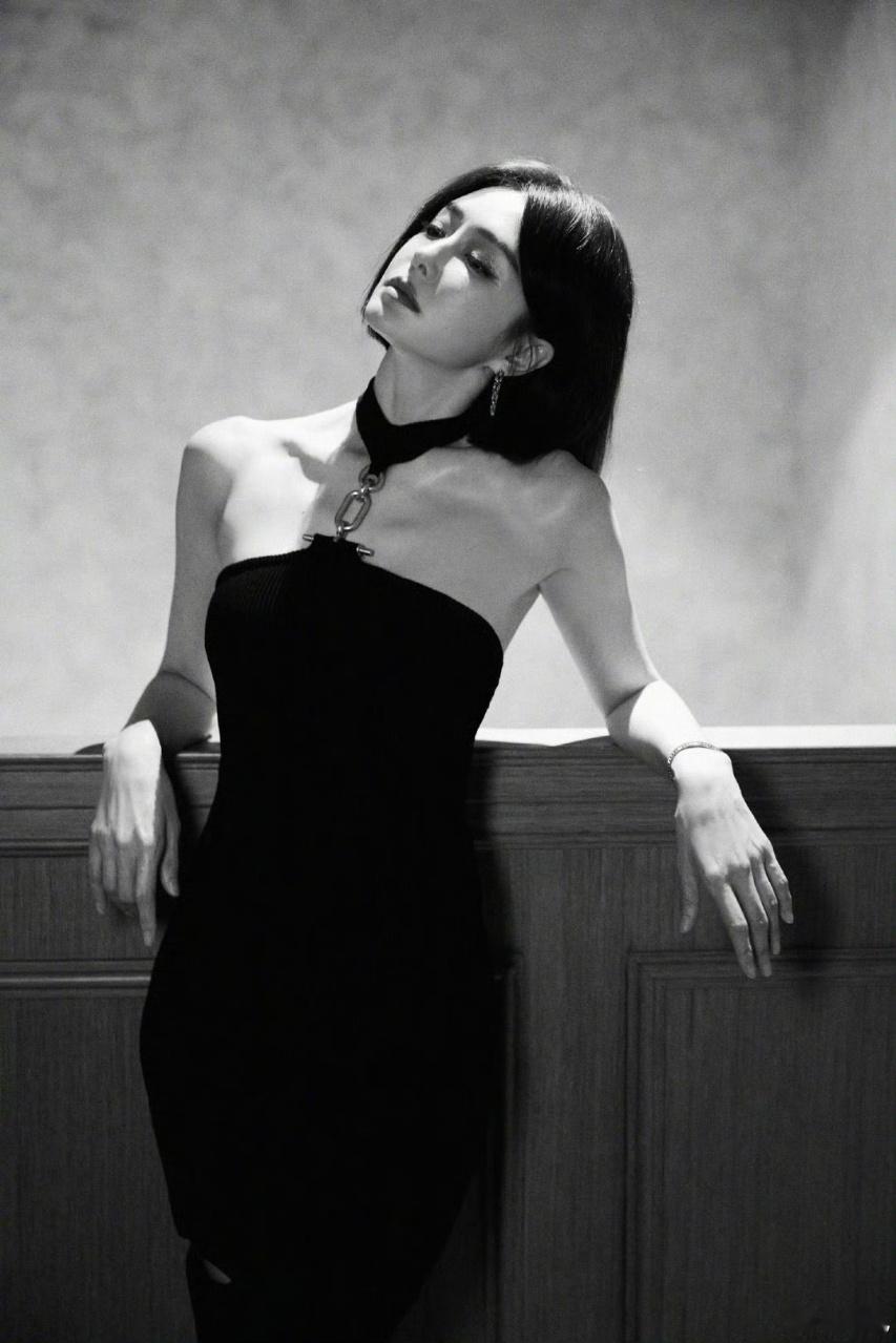 娱乐秦岚暹罗猫发色秦岚暹罗猫发色真的好好看啊，没认出来的程度没认出来这是秦岚