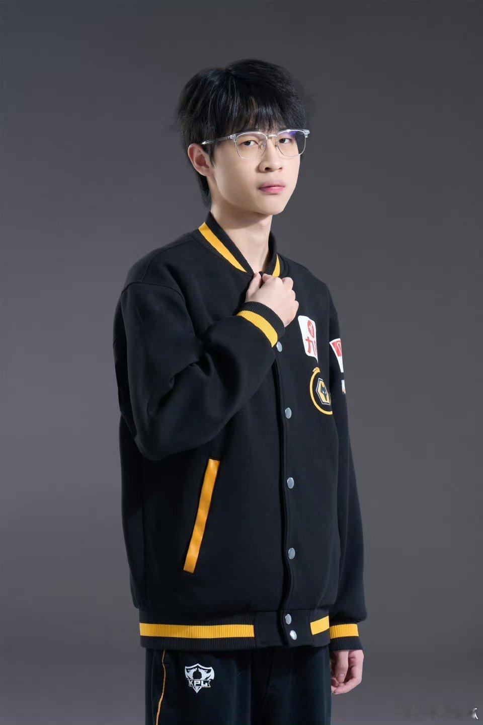 2026挑战者杯定妆照重庆狼队 