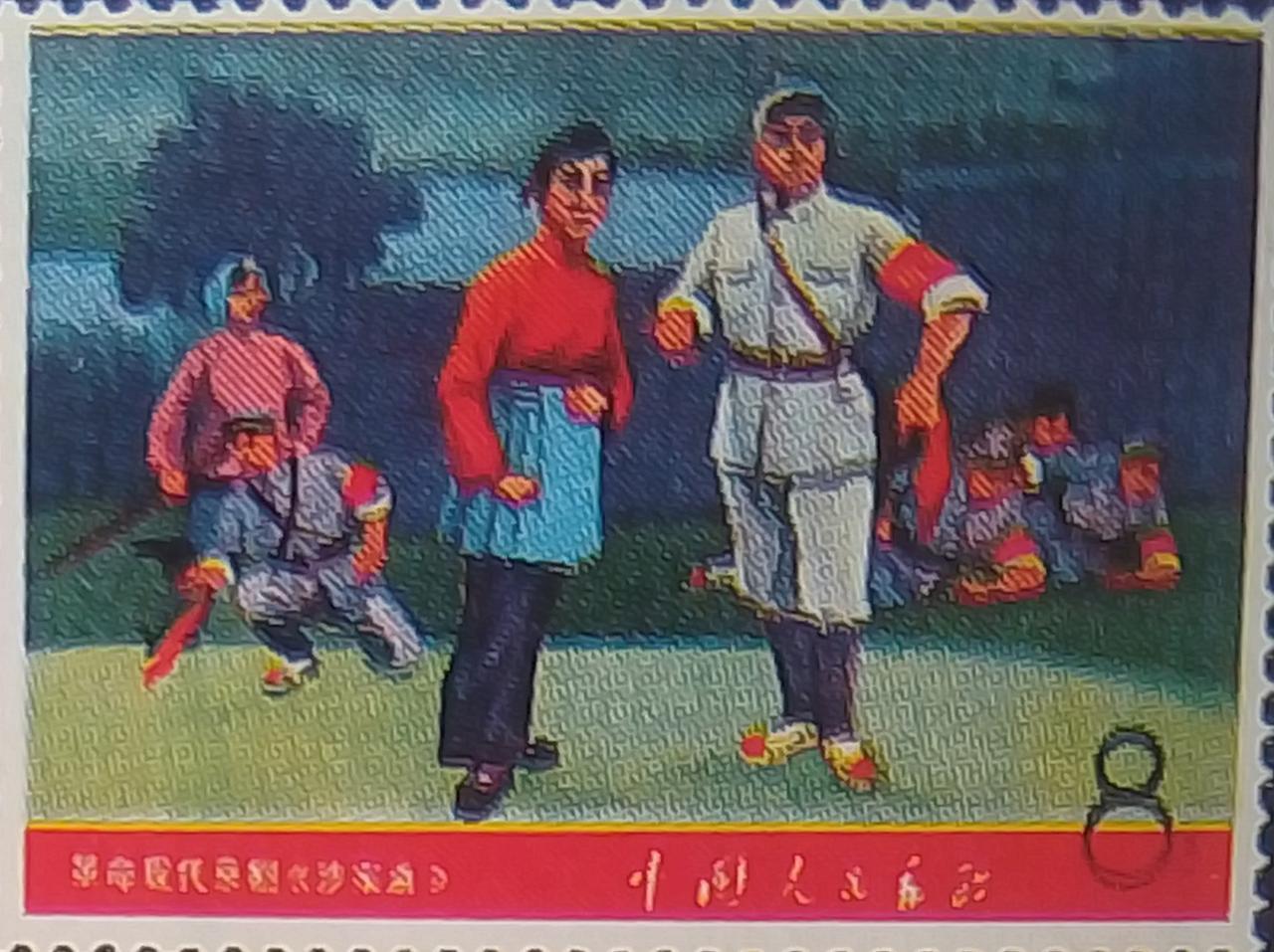 我们的文艺是为谁服务的。
    毛主席告诉我们：我们的文学艺术是为人民大众的，