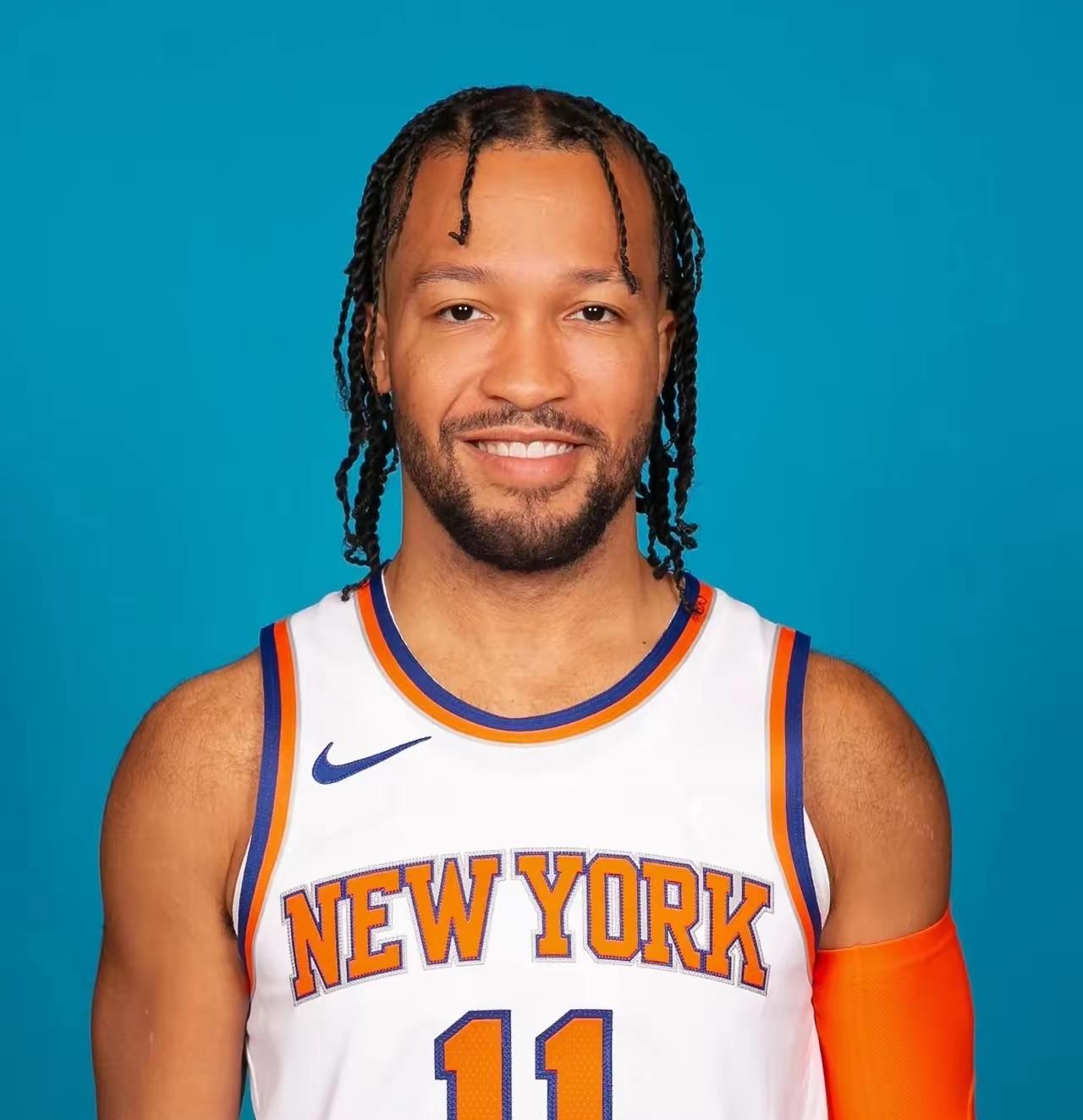 我有种预感，今年尼克斯要夺冠，理由有五个：
一，阵容稳定。尼克斯保留了上赛季的全