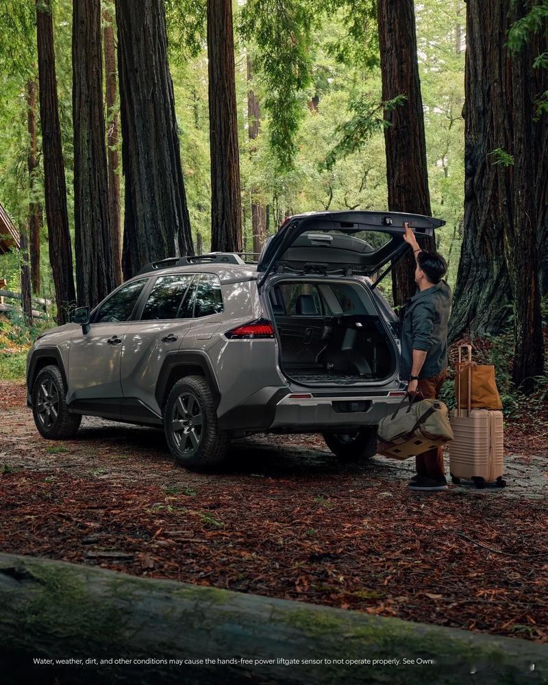 当城市SUV的边界被不断拓宽，第六代荣放携三十载积淀与千万用户信赖，以全面焕新之