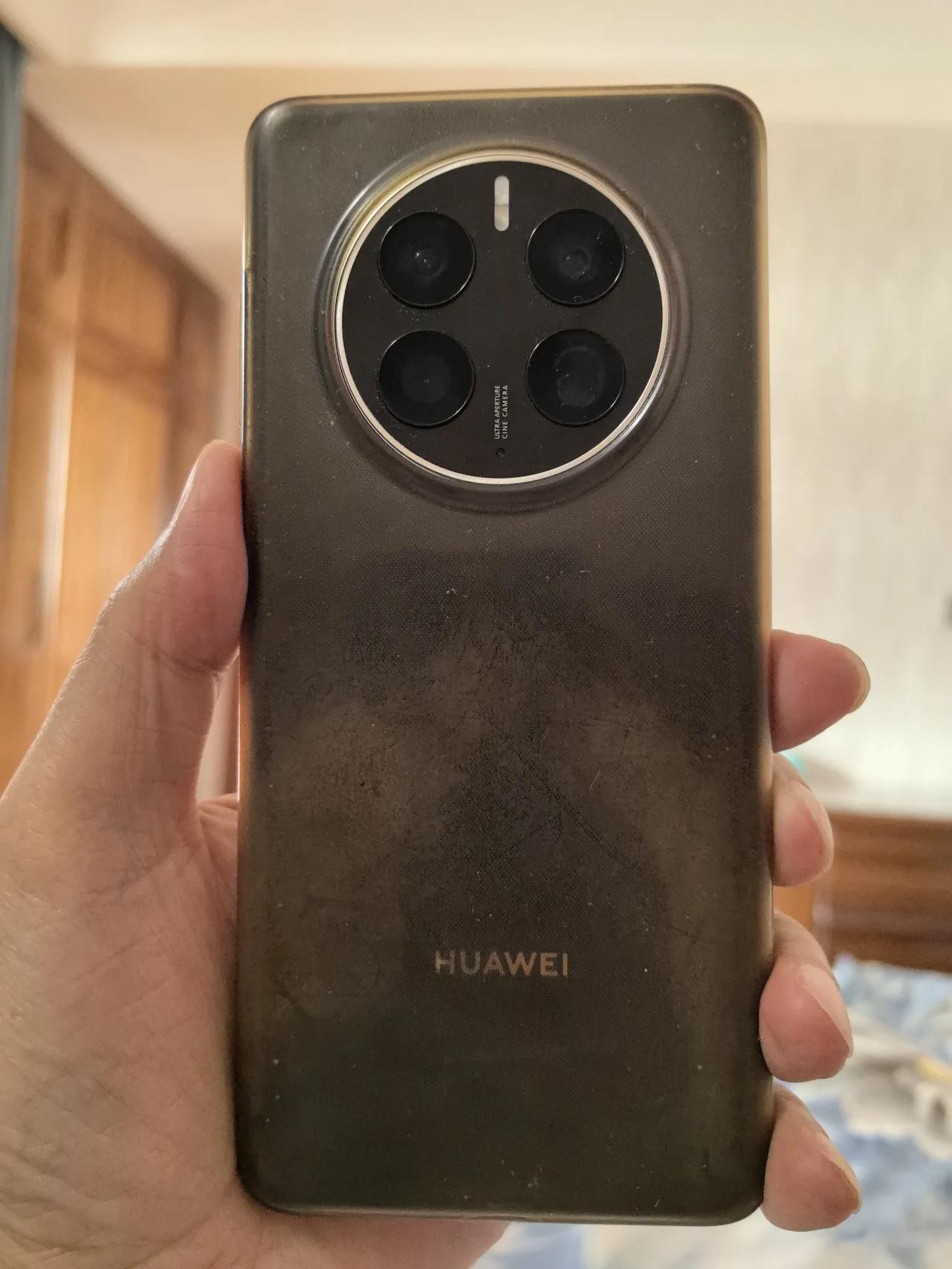 华为NOVA13却低至2600，哈哈，替美国销售芯片而组装机尝到甜头了吧？[我想