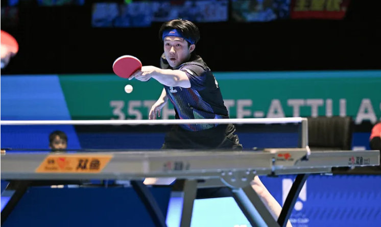 王楚钦一人一城 澳门世界杯王楚钦独守全区，国乒男单形势告急，王楚钦夺冠要面临多少