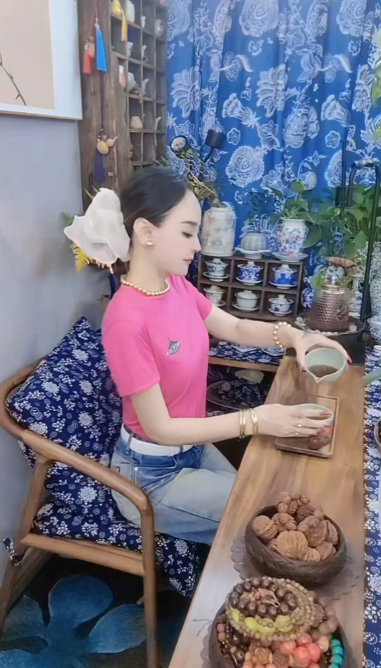 可惜我不穿碎花裙，也不懂穿PoIo衫的深情