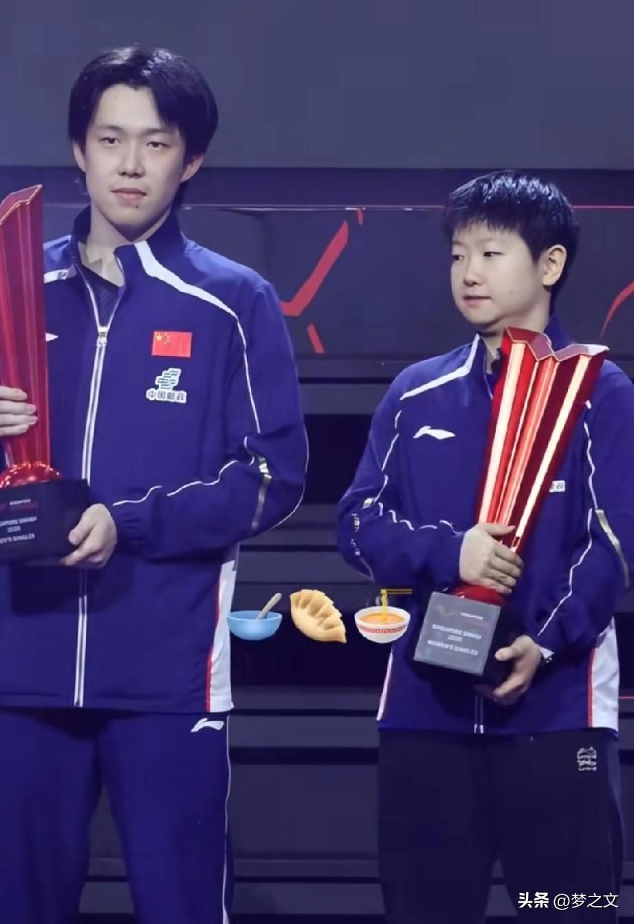 大宝和小宝都拿奖状了，只要站在最高领奖台，台下怎么吵都行，哈哈，看见他俩就想笑！