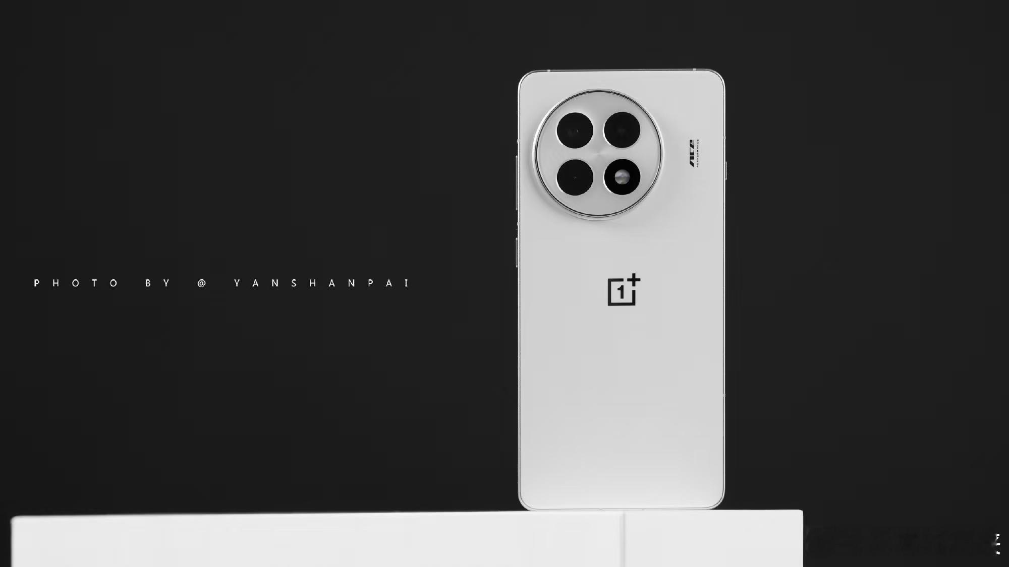 好消息！铁子们！转发+评论+关注，2024年12月24日平安夜抽一位铁粉送5元红