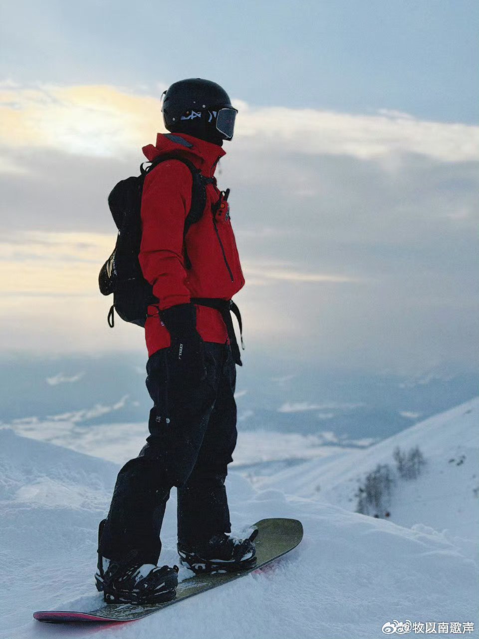 杨洋的爆款体质有多能打微微一笑是真的断层第一，到现在还能刷好几遍，杨洋扛剧实力恐