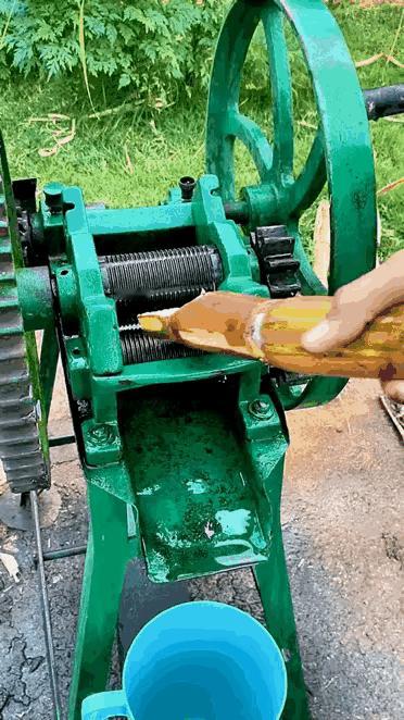 一股机油味[捂脸]