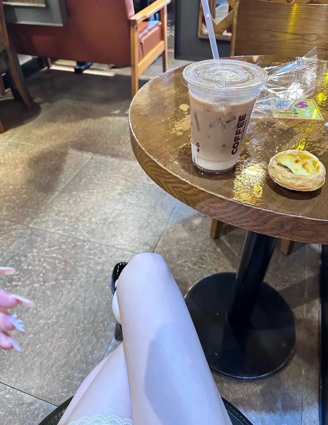 让人平静的日子就是好日子
在喜欢的状态里生活 舒服的状态 喜欢的生活