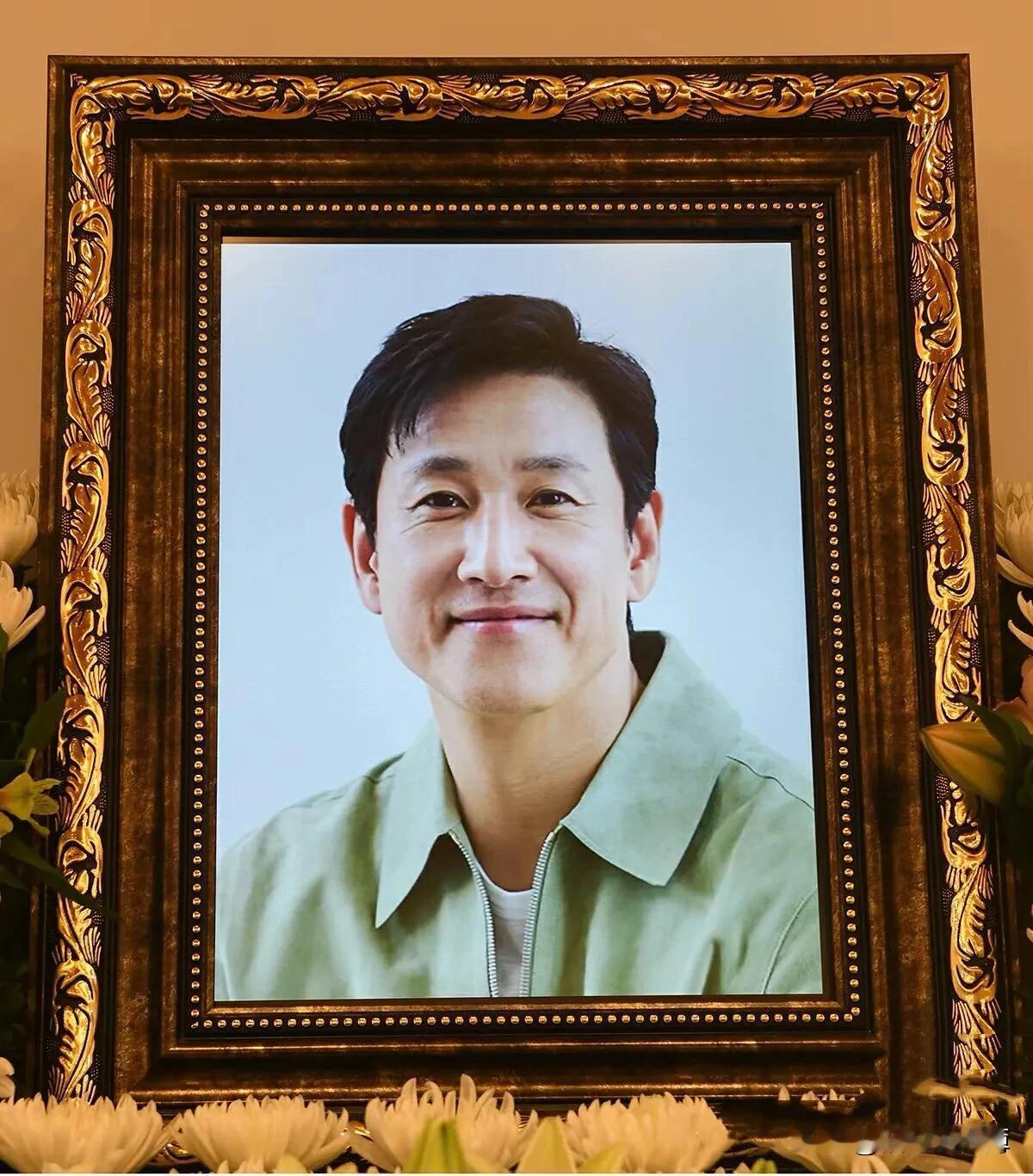 不管事情的真相是自我的错误选择，还是南韩社会的残忍，面对如今这个让人唏嘘的结局，