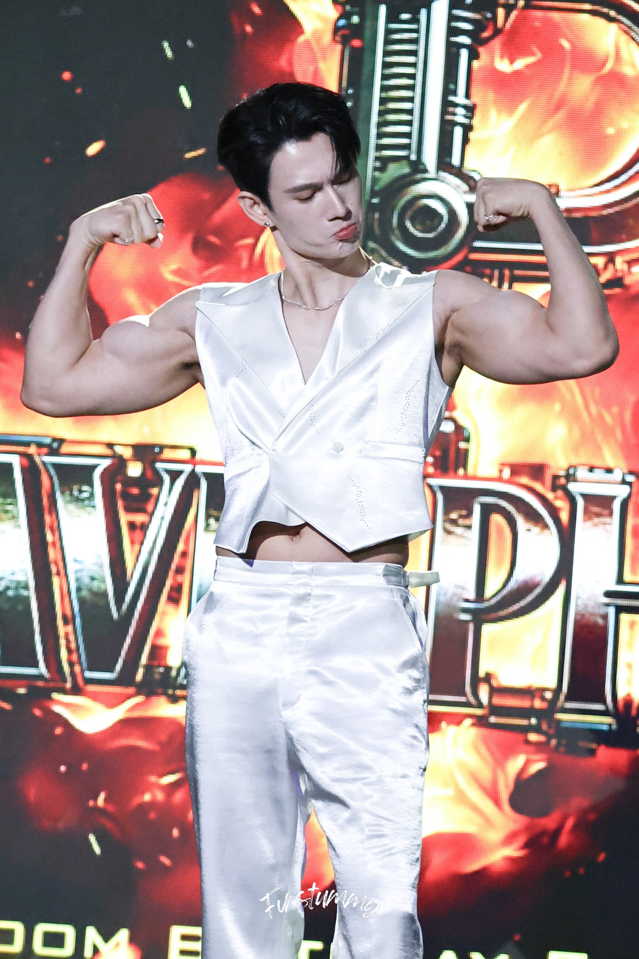 ©bibisaybi©wpnwpnKitty face, Marvel body