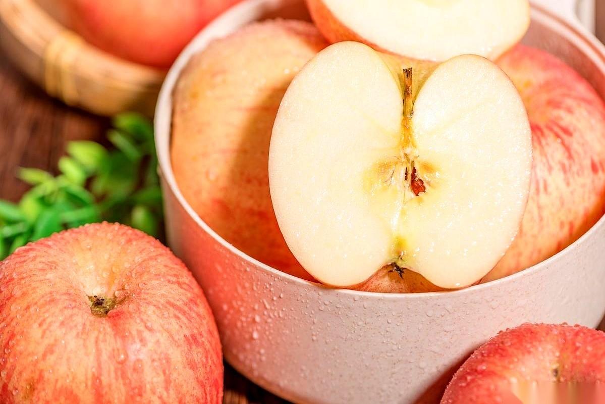 体检报告一出来，那哪是报告，那就是一张账单。
一张为你熬过的每一个夜、撸过的每一