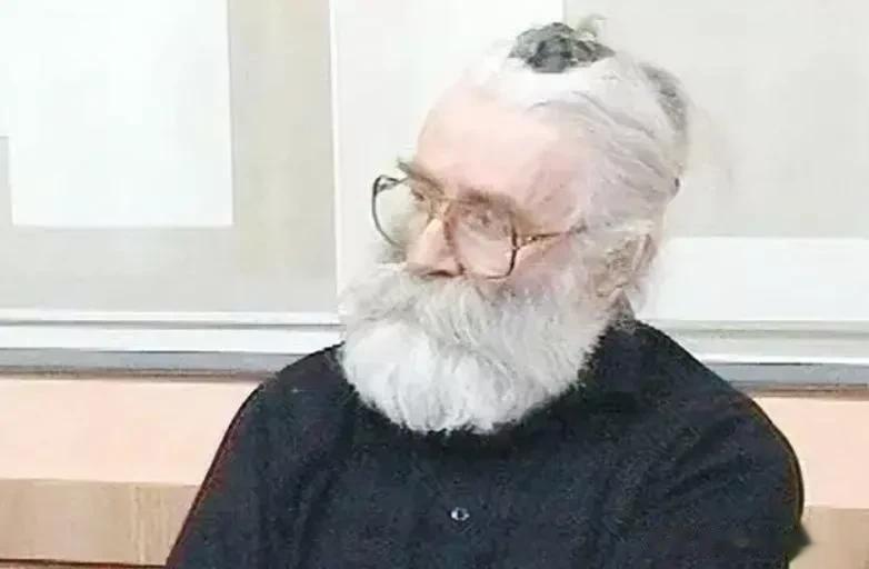 08年卡拉季奇逃亡13年后被捕，妻子哭诉：我们与美国曾有过协议！

来源:海峡快