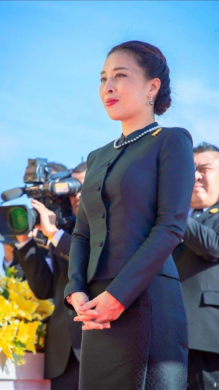 泰国王室 🇹🇭据多家泰媒报道，8月15日，泰国王宫事务处发布了关于帕差拉吉帝