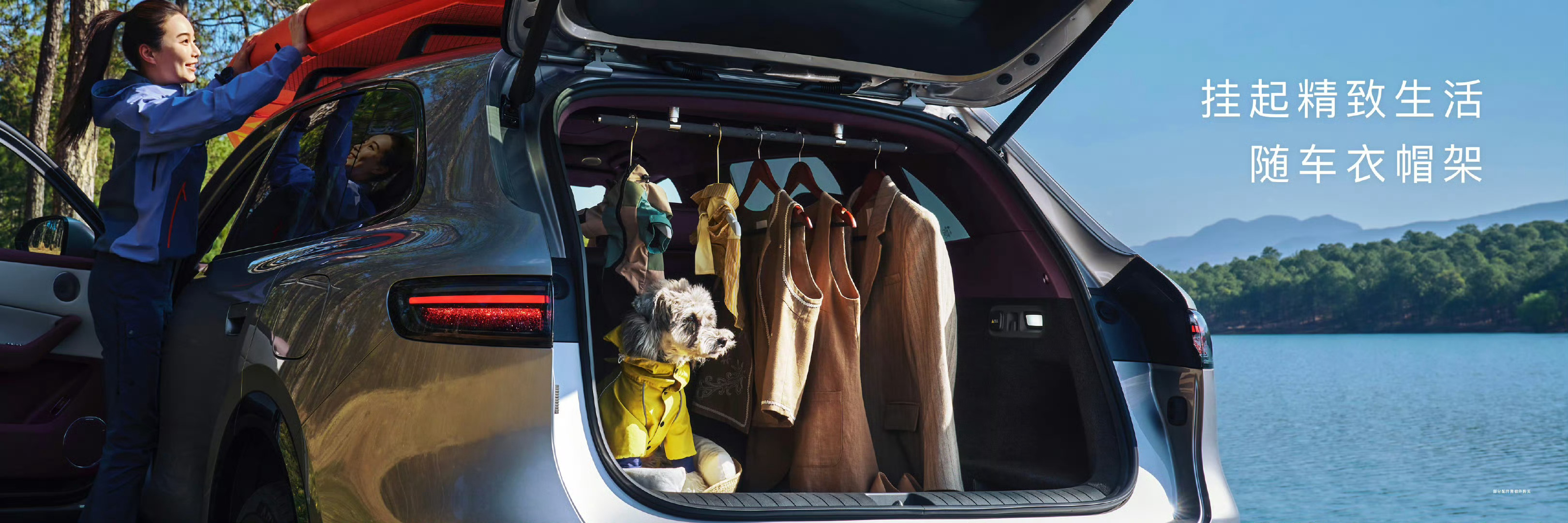 鸿蒙智行问界M6今天正式上市！新车预售就拿下超10万台小订，热度直接拉满。依托华