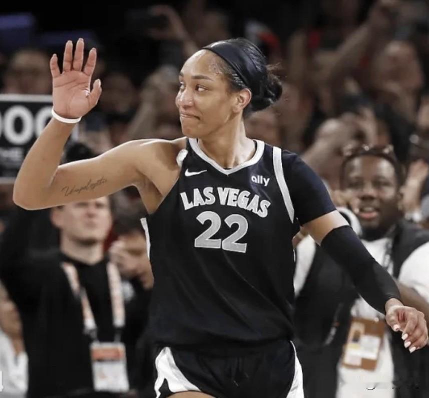 阿贾得第五次MVP，却高兴不起来
目前王牌0:2落后于女武神，距离被淘汰只是一步
