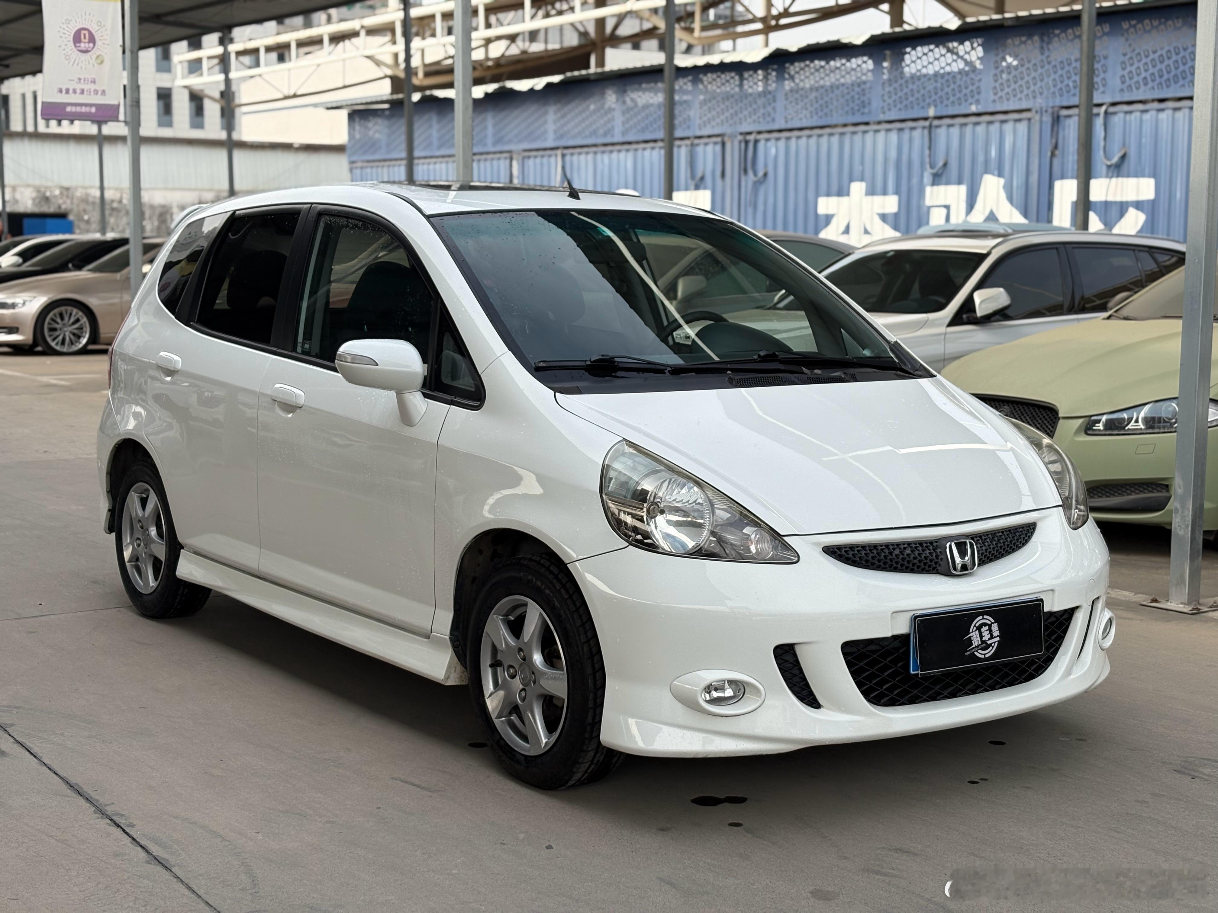 极品 2008年本田飞度 1.5L手动挡一手到我们 实表仅11万公里 原版精品最
