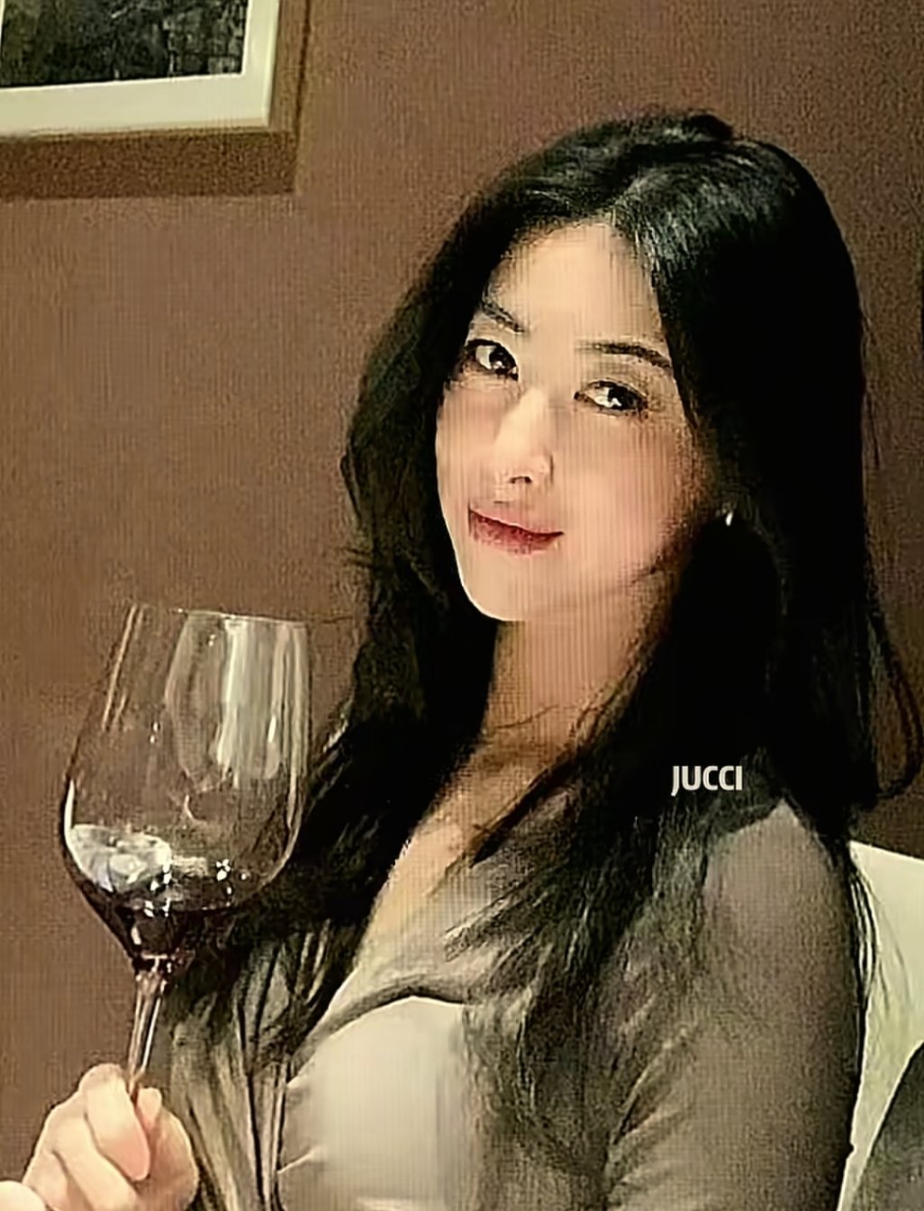 朱珠真的不考虑开个穿搭班吗【朱珠】宝贝，妈妈也是女人 