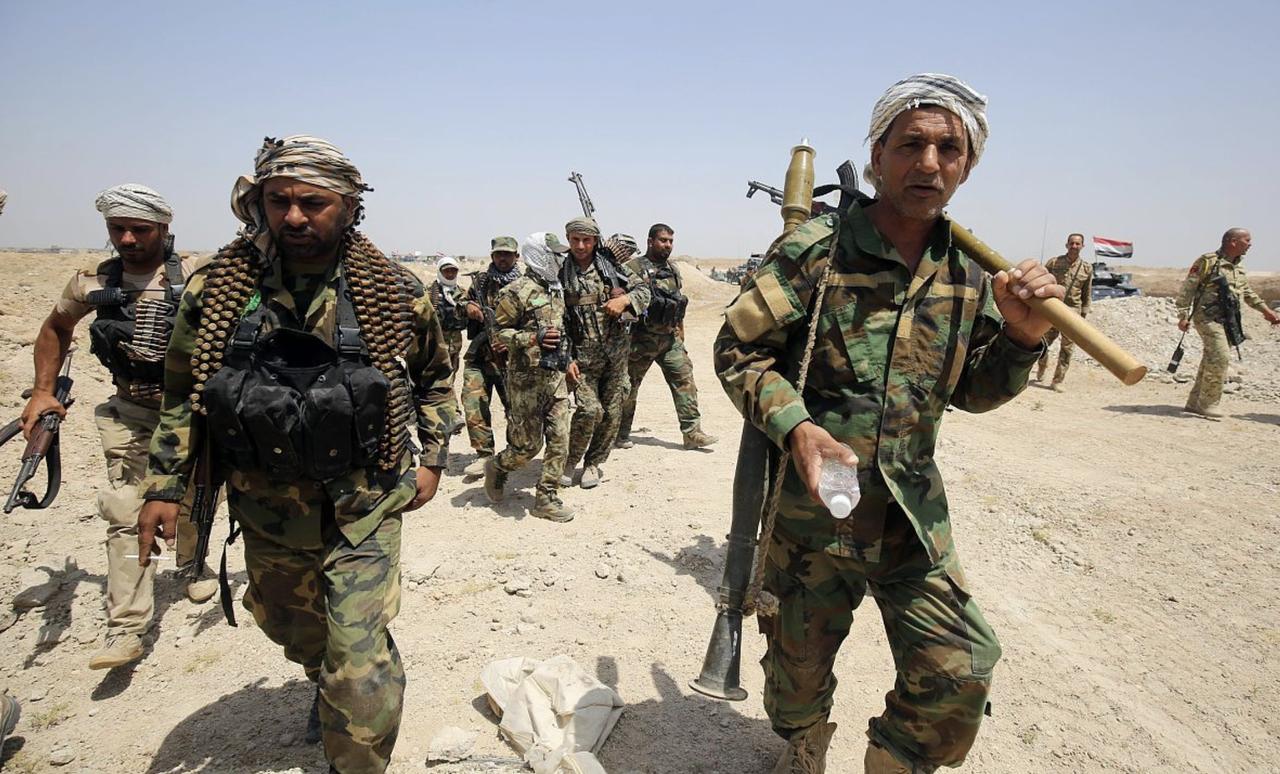 伊拉克真硬，给美以5天缓冲期，不听话照样开炸。
3月19日，伊拉克什叶派武装“真