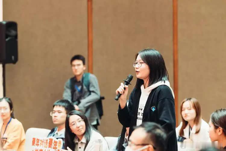 如果中日开战，24小时内能全歼日本吗？这个问题本身就带着情绪。真正该问的是：日本