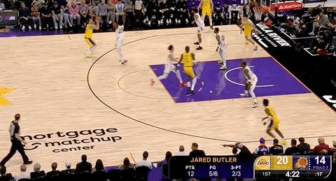 东契奇的状态不用担心了，三分球还是这么横 ​​​