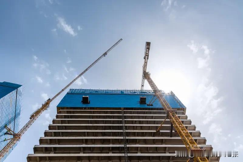 3318人为中国建筑业协会专家，专家聘期5年，实行动态管理！这些专家涵盖了建筑行