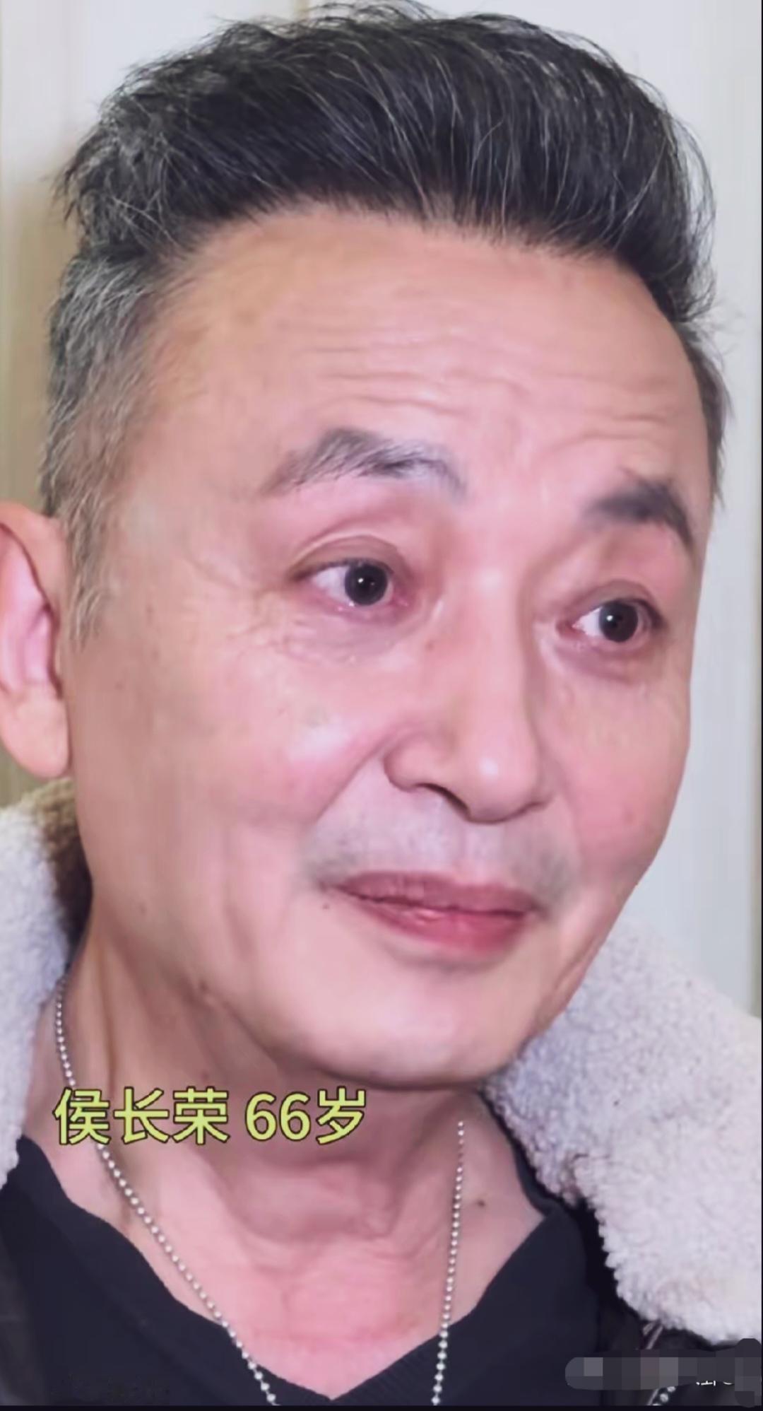 在《红楼梦》剧组里最帅的哥，老了依然是老帅哥！
