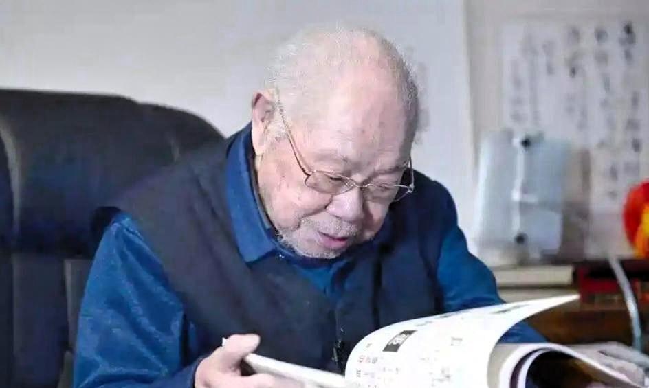我名叫马识途，若读过些许古籍典籍，大多都知晓“老马识途”这则成语。这是我1938