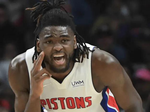 汽车城真的原地起飞了。
以前，只是觉得坎宁安厉害，现在，觉得并不是，坎宁安只是那