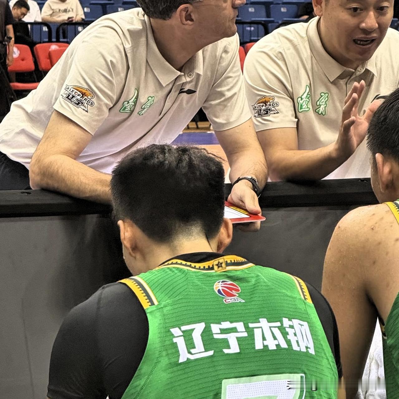 辽篮力克广厦意义深远，三个积极信号，重返四强，不再只是空谈。
1.欧洲体系
战术