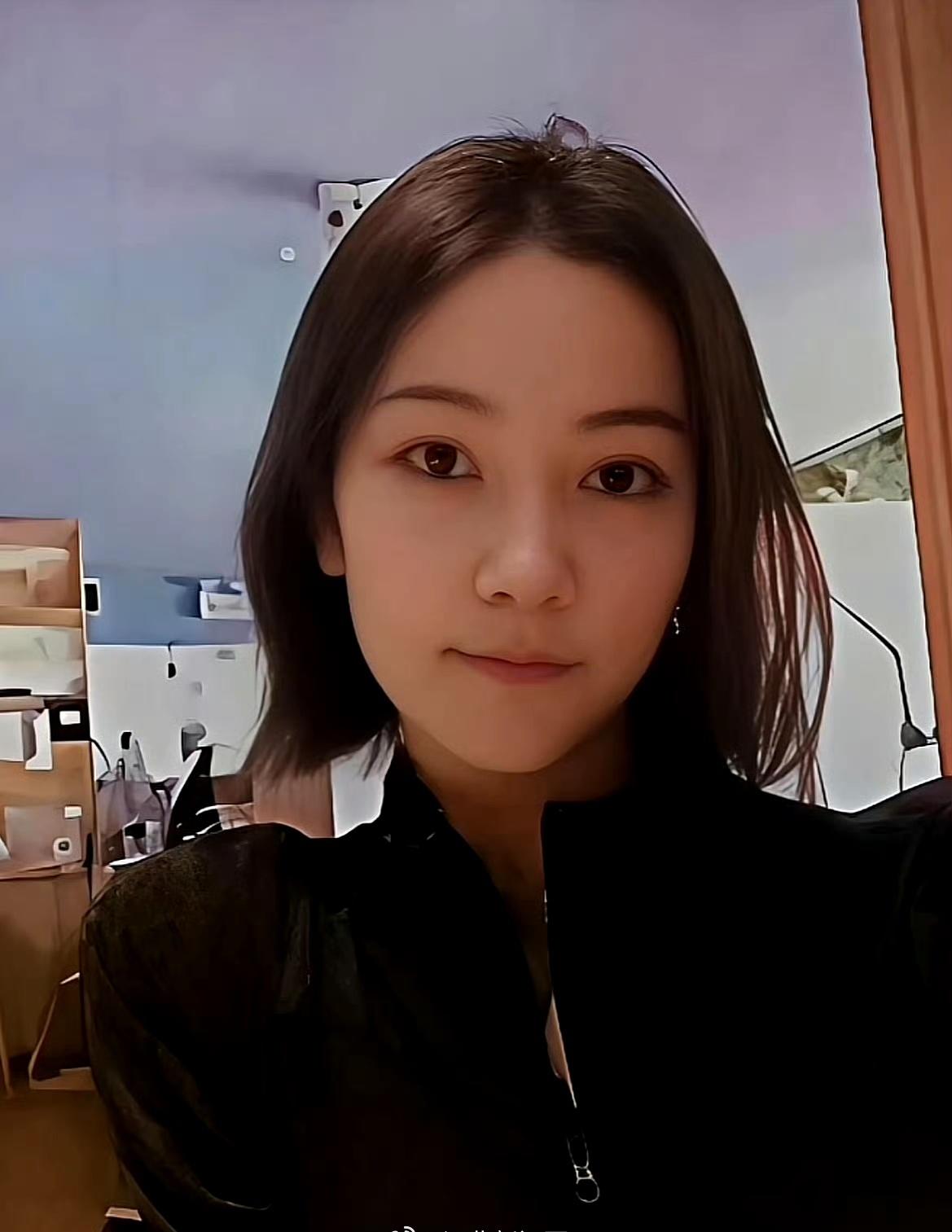 紧急寻人！郑州一26岁女子失联5日仍未找到警方回应郑州一26岁女子失联
1月24