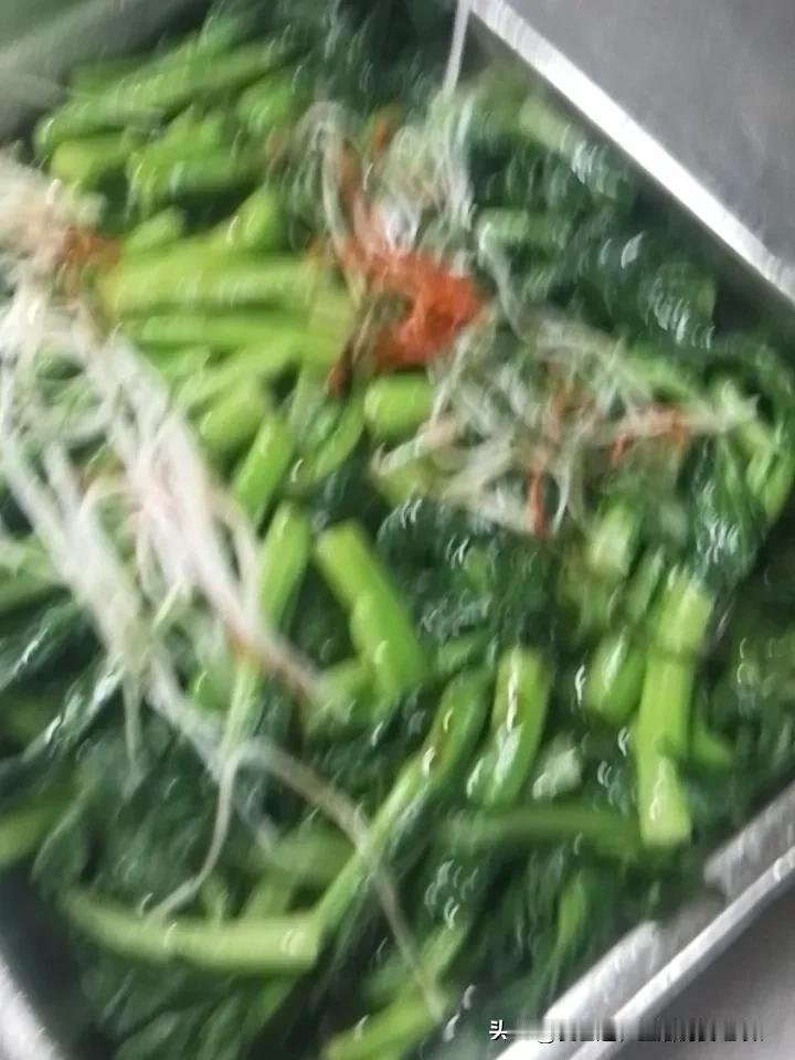 是的！每天坚持不少于5个作品！有时有灵感就多发几篇！