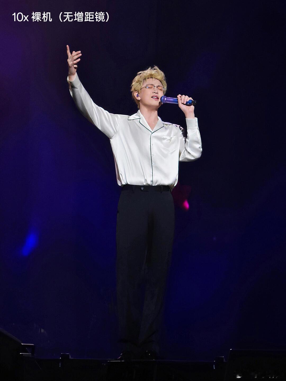 增距镜是出游神器还是累赘我觉得增距镜是出游累赘，因为它更适合演唱会和体育赛事这种