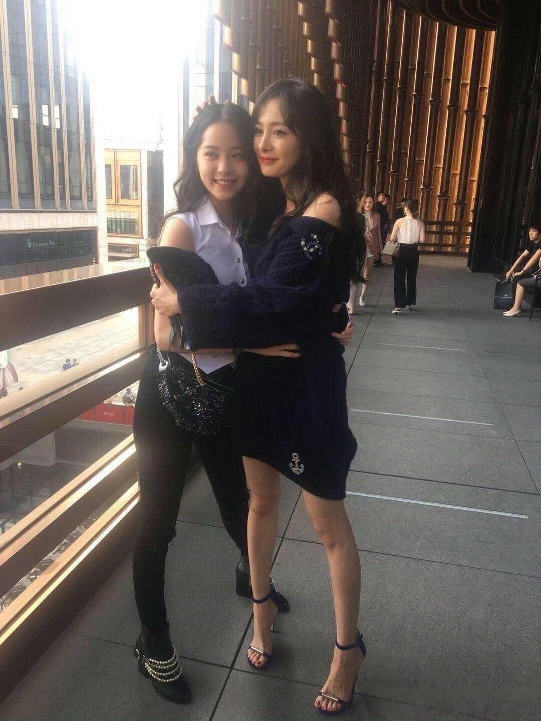 终于明白杨幂为什么叫杨不修了 ​ ​​​