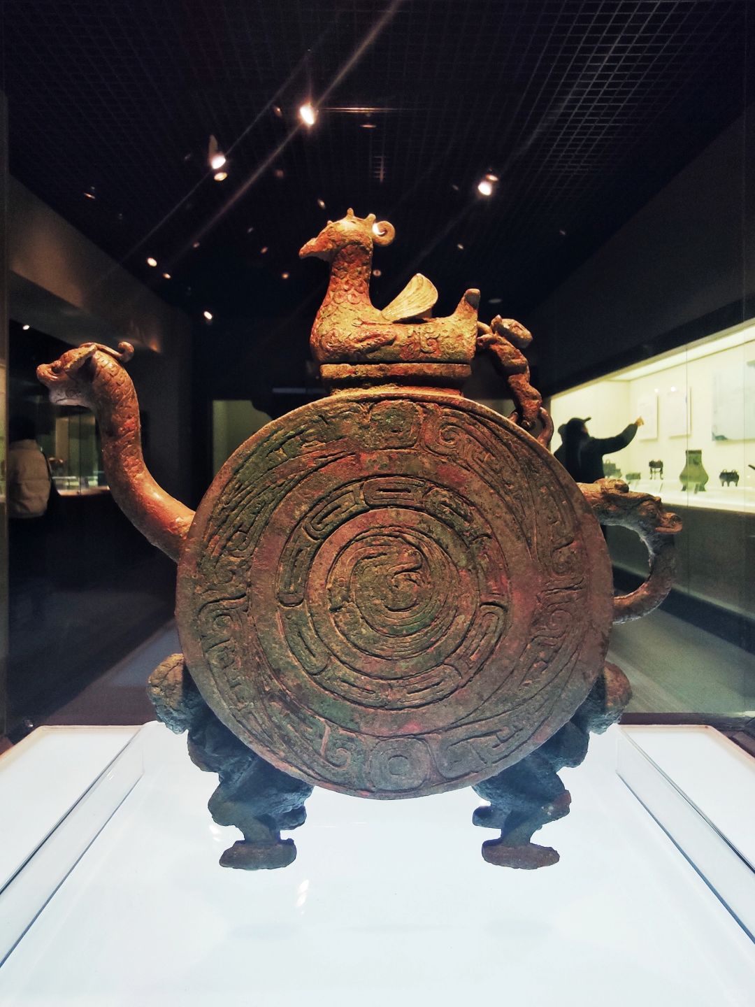 鸟盖人足盉（西周）